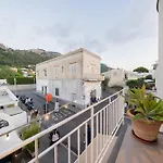 Five By Capri 5 Senses