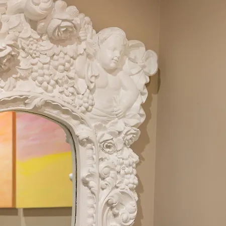 Five By Capri 5 Senses Konukevi