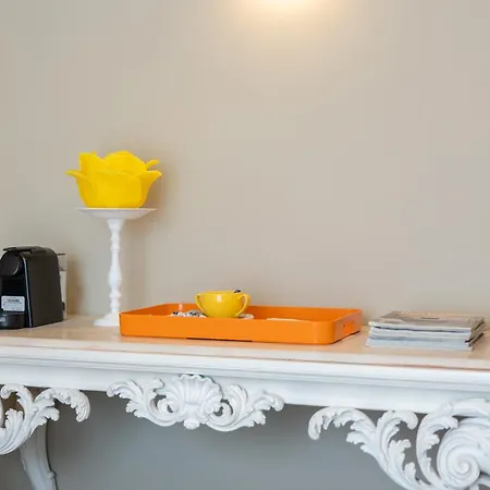 Five By Capri 5 Senses 3*