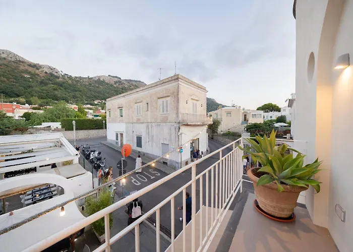 Five By Capri 5 Senses