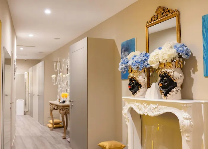 Guest house Five By Capri 5 Senses 3*