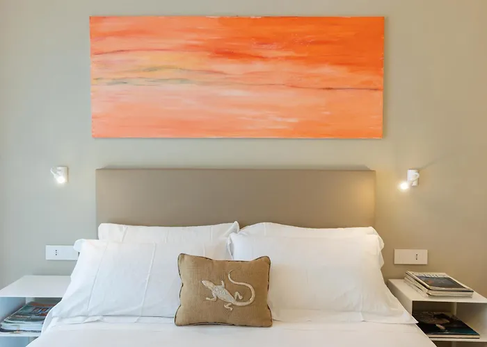 Guest house Five By Capri 5 Senses