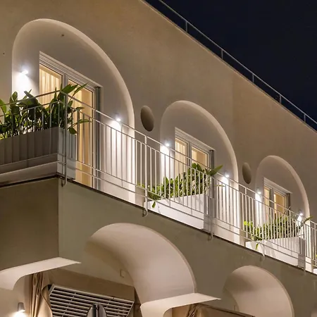 Five By Capri 5 Senses