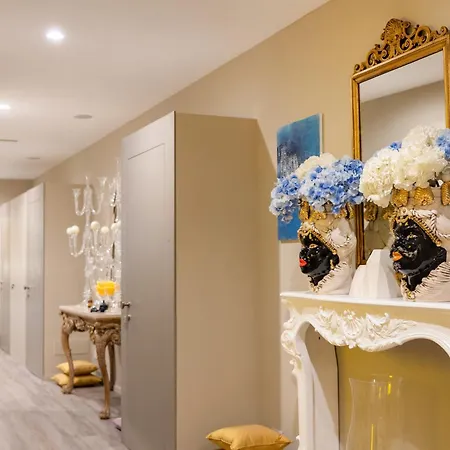 招待所 Five By Capri 5 Senses 3*