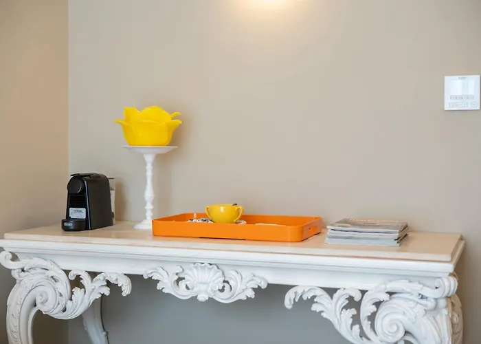 Five By Capri 5 Senses 3*